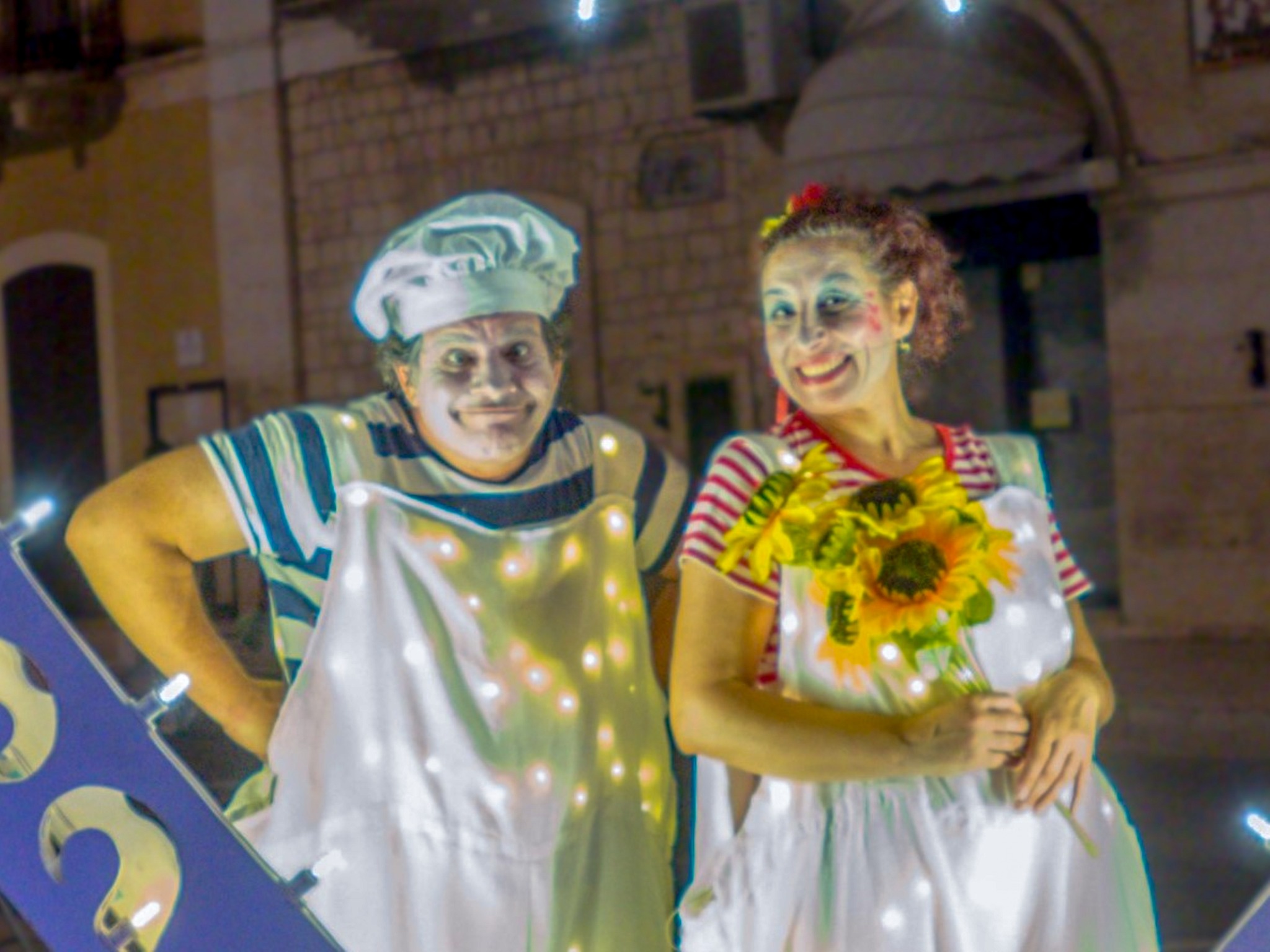 lella-bretella-papillon-leburlon-cuore-grande-cosi-artistidistrada-puglia-open-circus-puglia-japigia-wedding (5)