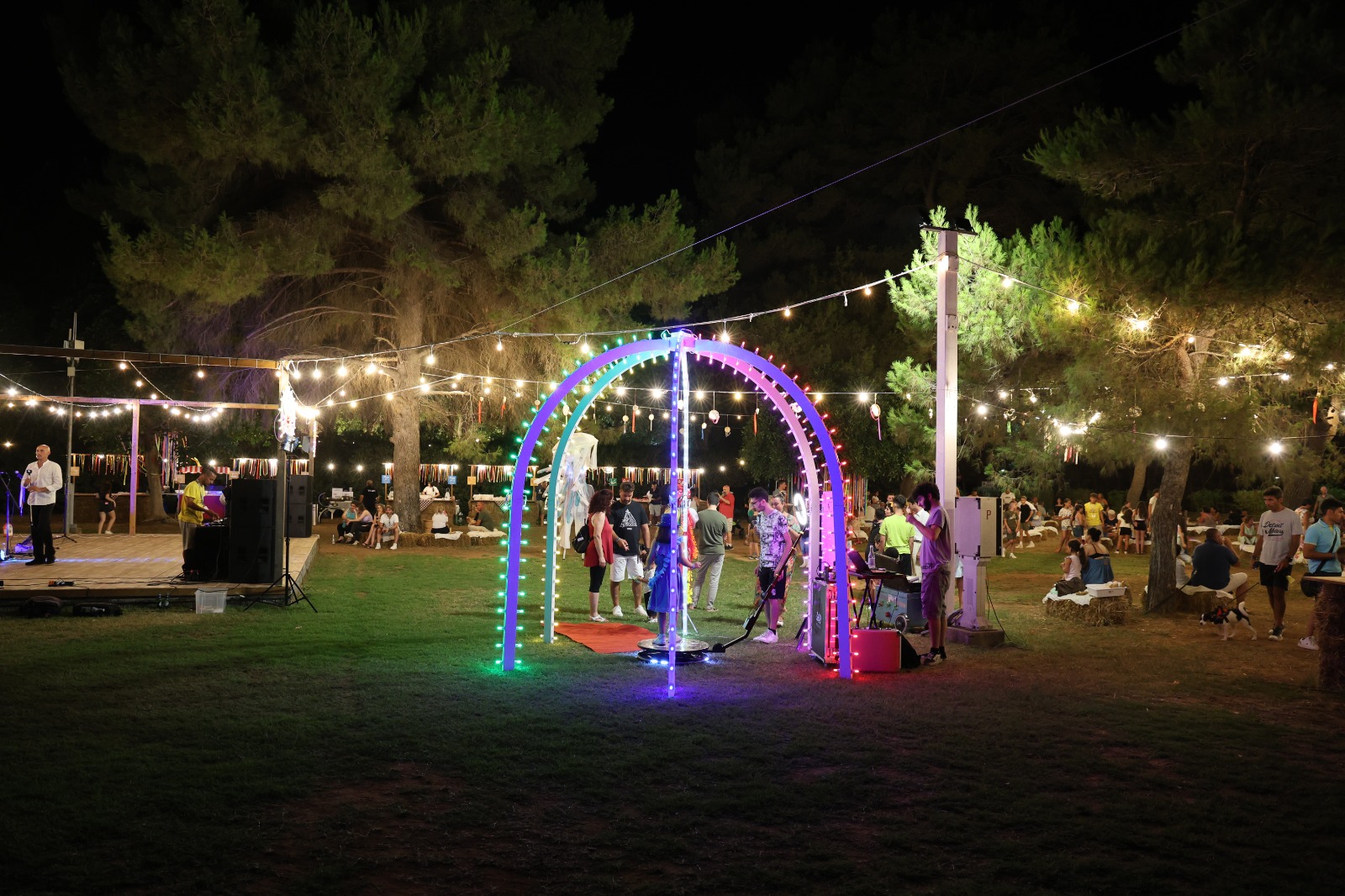 video-selfie360-salento-cupola-luminarie-lella-bretella-artistidistradapuglia-open-circus-puglia-japigia-wedding (3)
