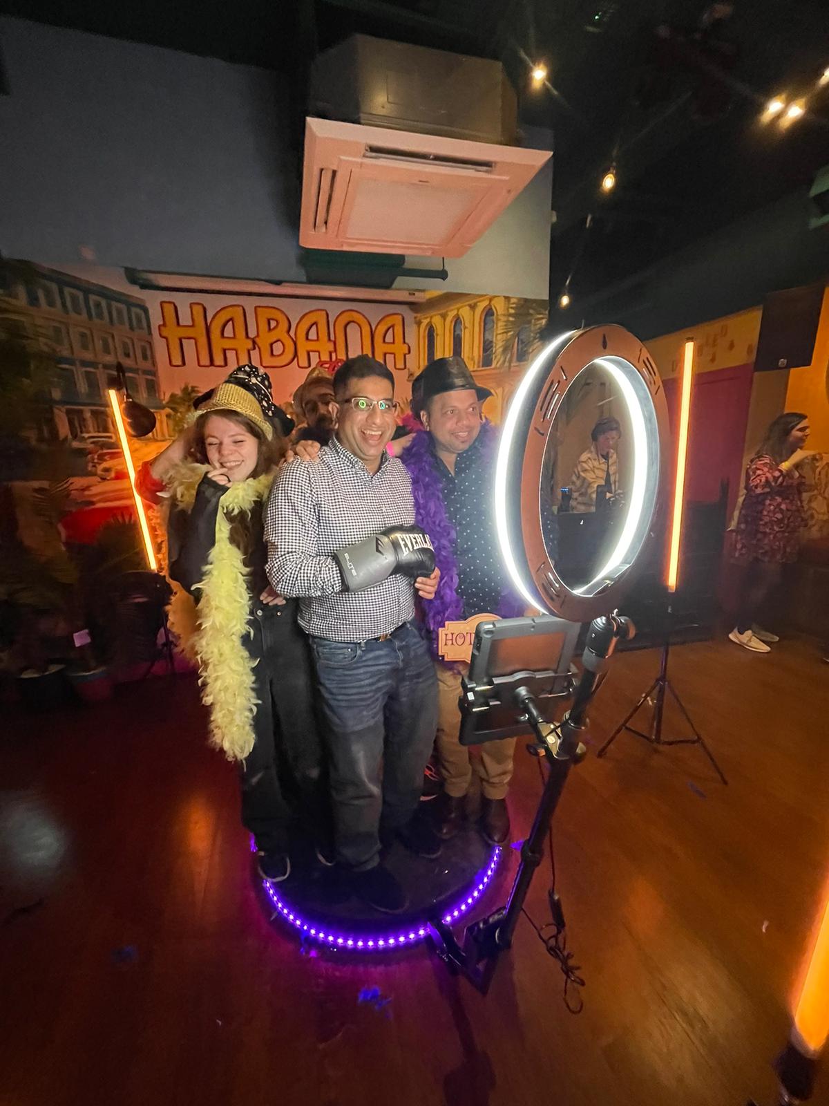 360-Video-Booth-5-persone-lella-bretella