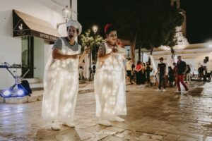 Lella-Bretella-Papillon-le-Burlon-open-circus-puglia-artistidistrada-puglia-Bari-Brindisi-Taranto-Foggia-Lecce.-28