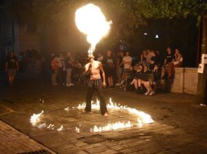 namas-sputafuoco-artista-di-strada-puglia-open-circus-puglia-japigia-wedding