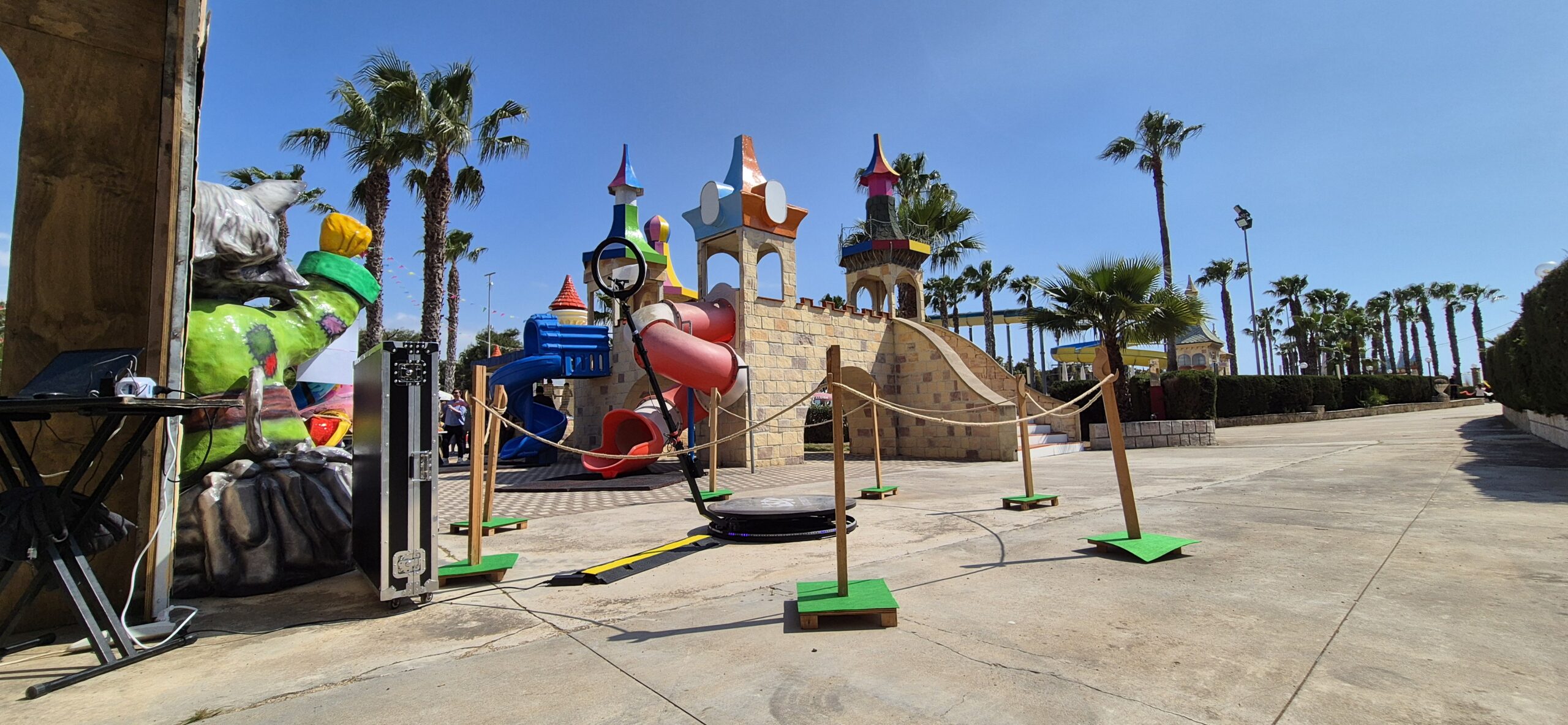 video-booth-360-estate-splash-spettacoli-animazione-lella-bretella-artistidistradapuglia (6)